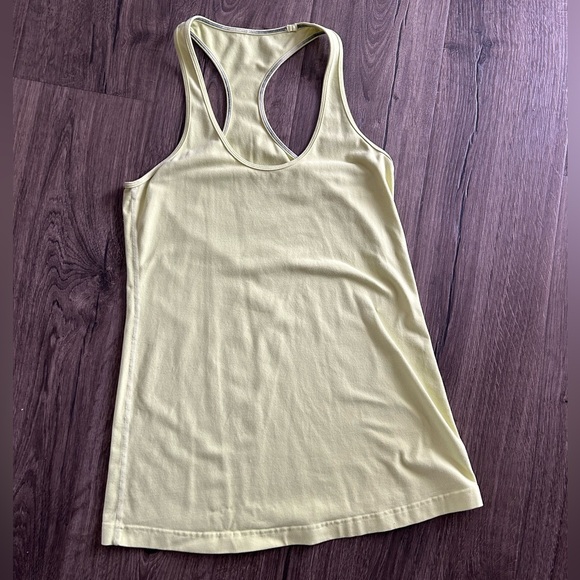 2/$40 lululemon cool racerback neon yellow tank top size 6 lulu - Picture 9 of 9